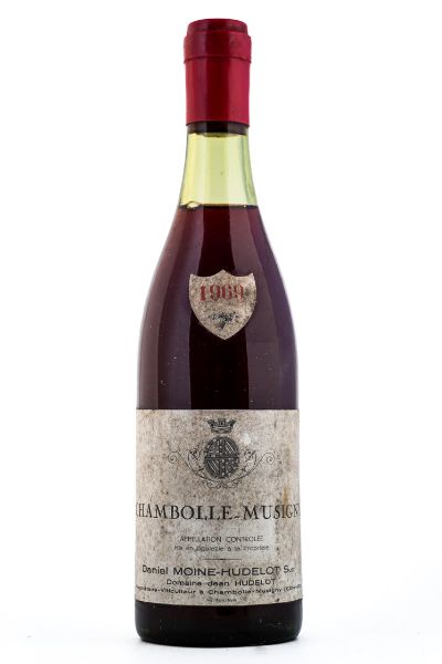 Picture of 1969 Domaine Moine Hudelot Chambolle-Musigny, high shoulder